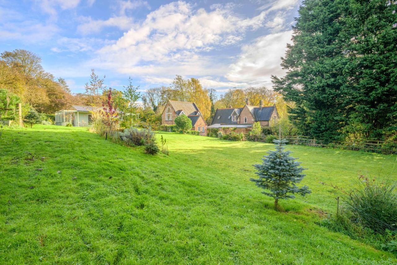 Country House With 7 Bedrooms And 3 Buildings Market Rasen Exteriör bild