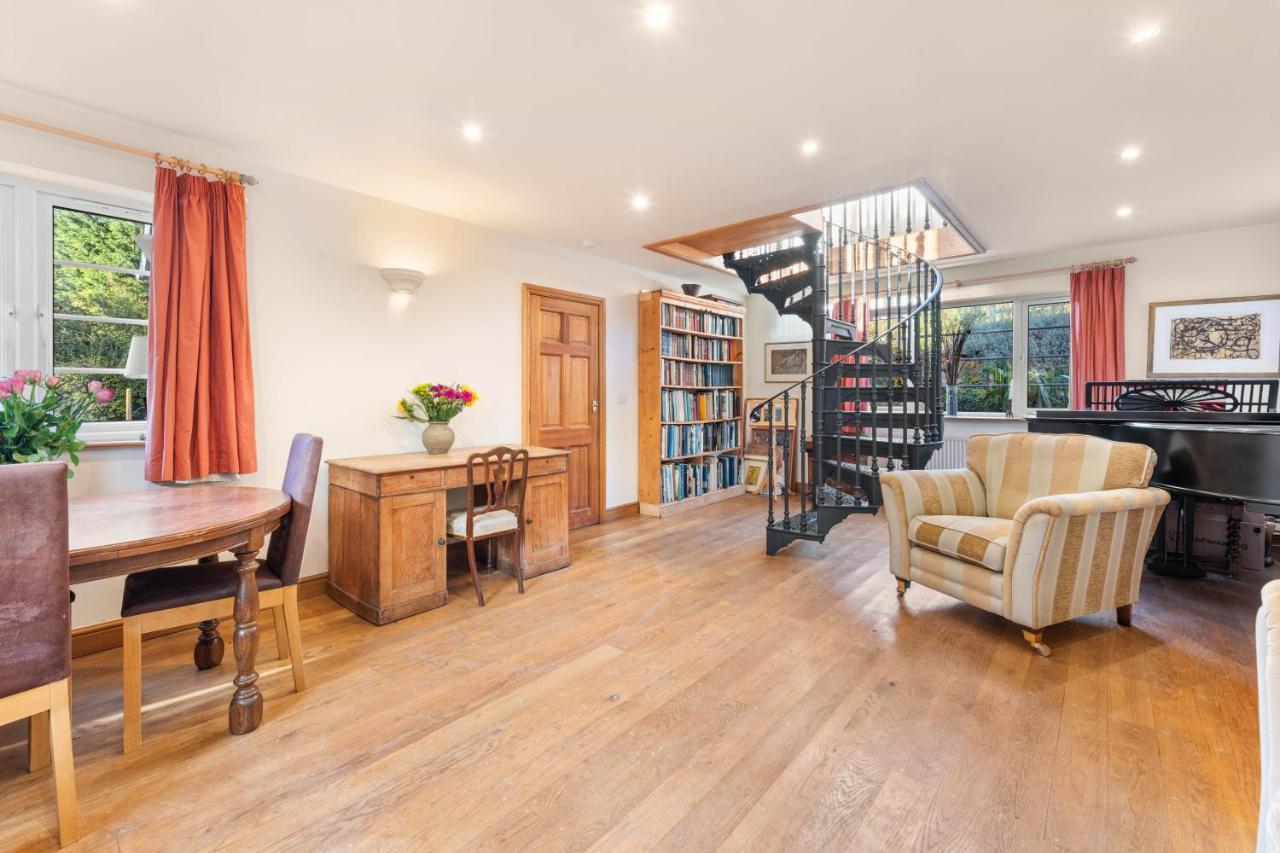 Country House With 7 Bedrooms And 3 Buildings Market Rasen Exteriör bild
